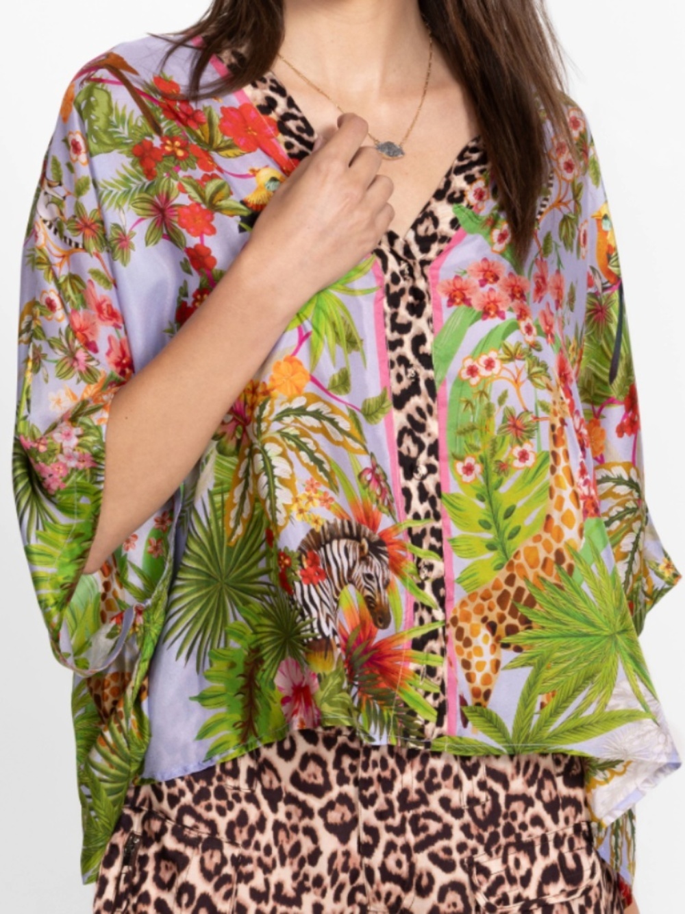 NWT Johnny Was AKONI Silk 100% Button Down Woman Shirt Size US L/XL